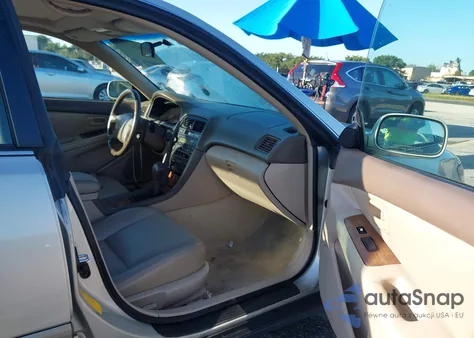 1999 Lexus Es 300 from USA, damaged, VIN JT8BF28G0X5060862